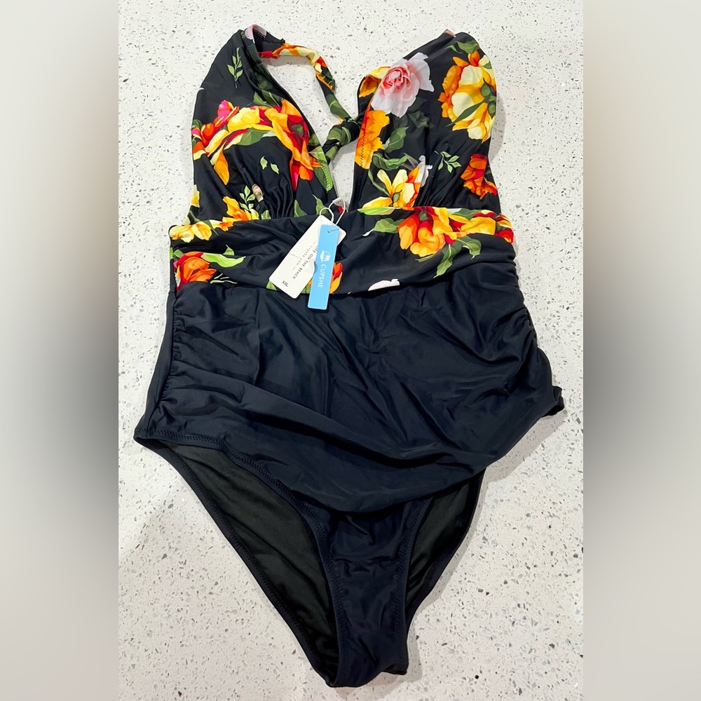 CUPSHE one piece xxl nwt